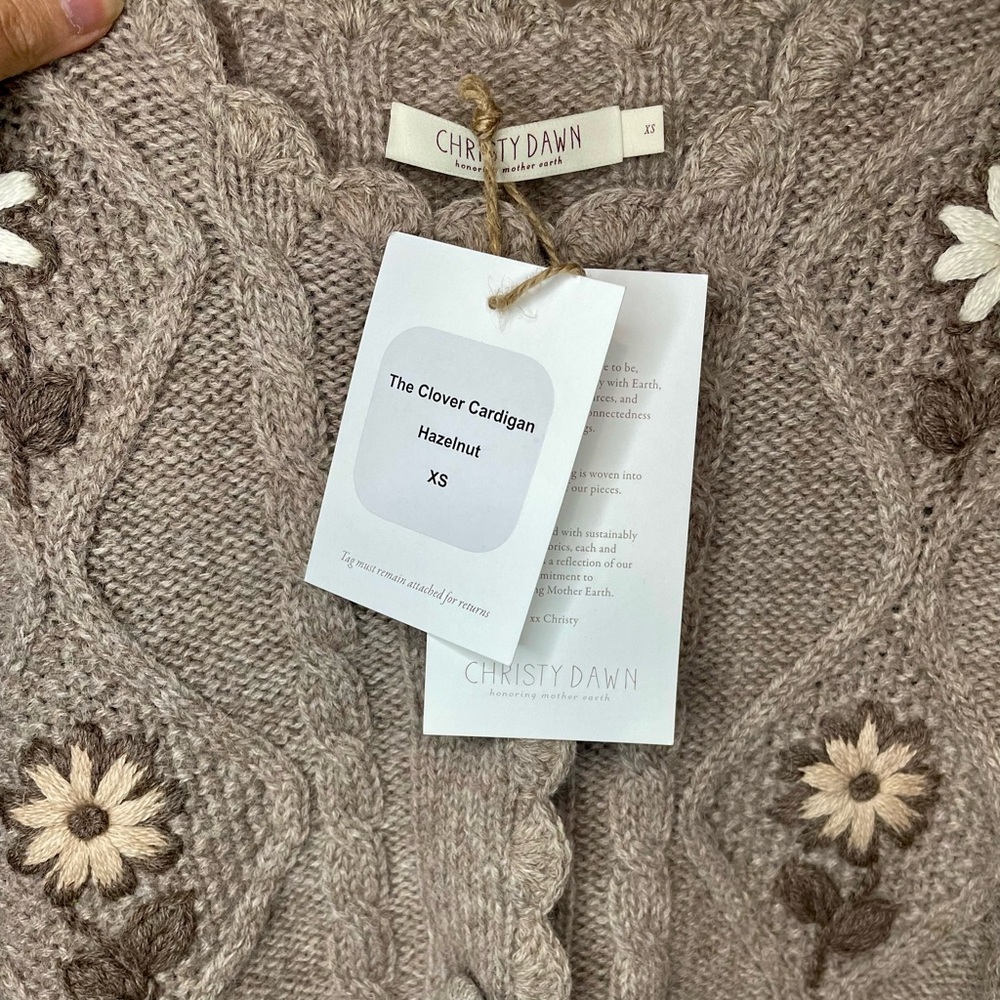 NWT Clover Cardigan in Hazelnut size XS 🍀 🌼 - Picture 4 of 6